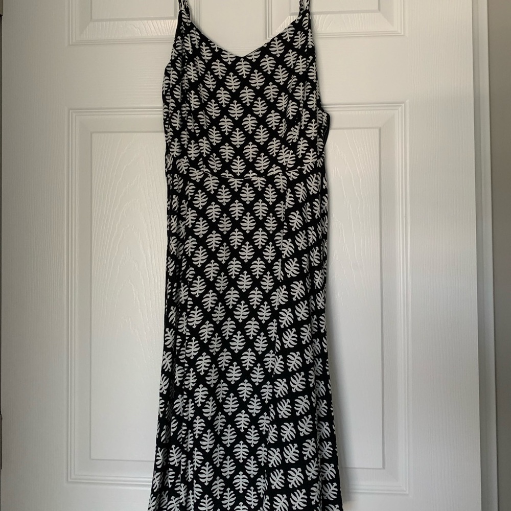 Old navy tank black and white sundress